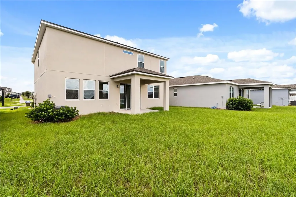 1051 Lakeshore Breeze Place Kissimmee FL 34747