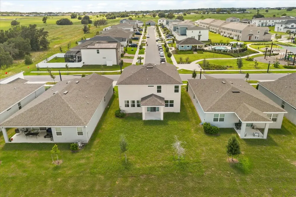 1051 Lakeshore Breeze Place Kissimmee FL 34747