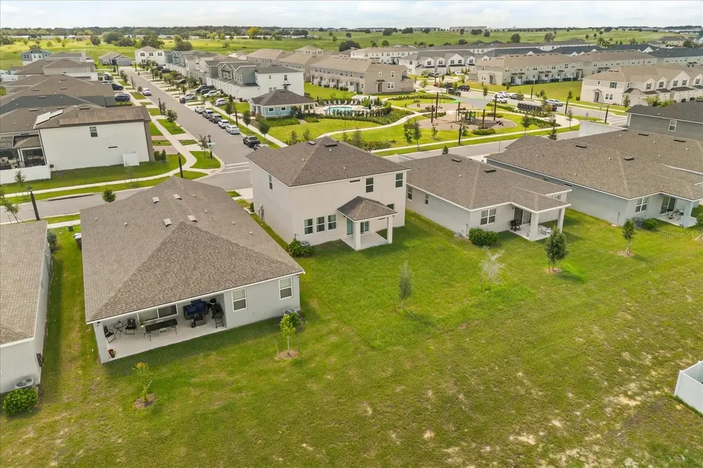 1051 Lakeshore Breeze Place Kissimmee FL 34747