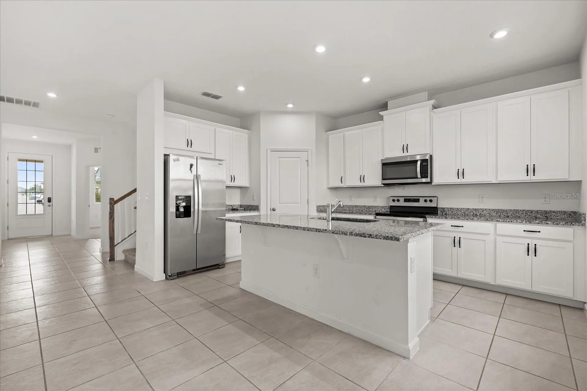 1051 Lakeshore Breeze Place Kissimmee FL 34747