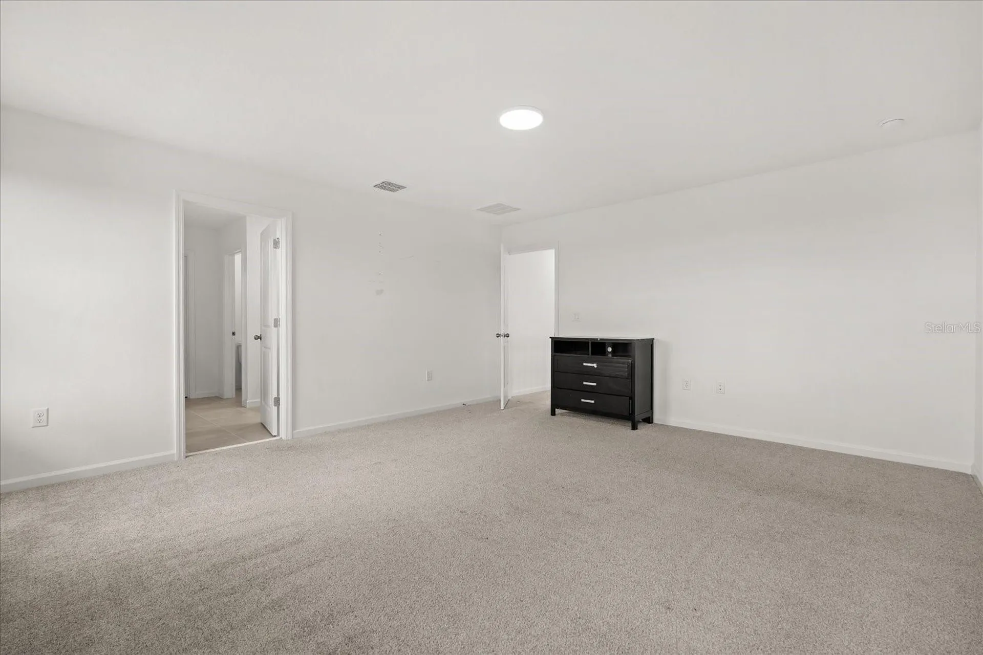 1051 Lakeshore Breeze Place Kissimmee FL 34747