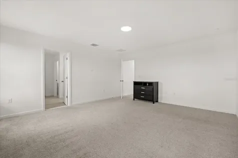 1051 Lakeshore Breeze Place Kissimmee FL 34747