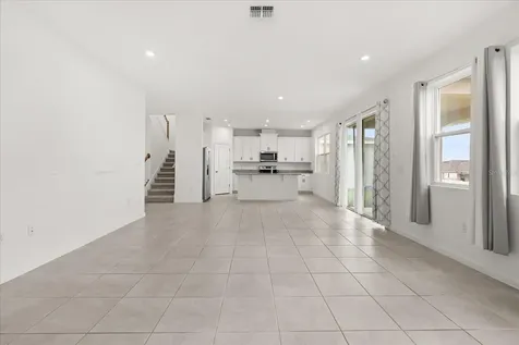 1051 Lakeshore Breeze Place Kissimmee FL 34747