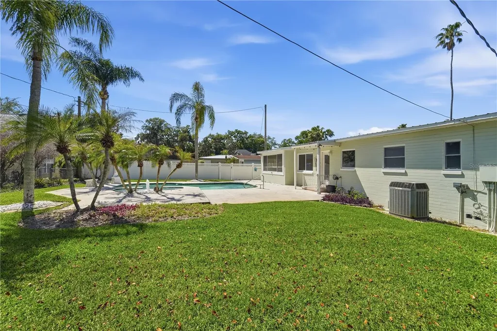 3606 Lake Underhill Road Orlando FL 32803