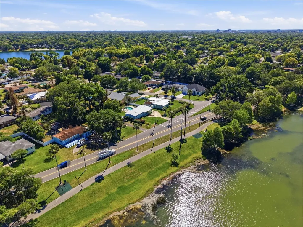 3606 Lake Underhill Road Orlando FL 32803