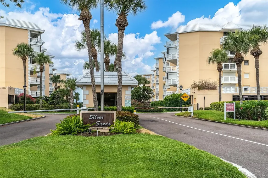 6500 Sunset Way St Pete Beach FL 33706