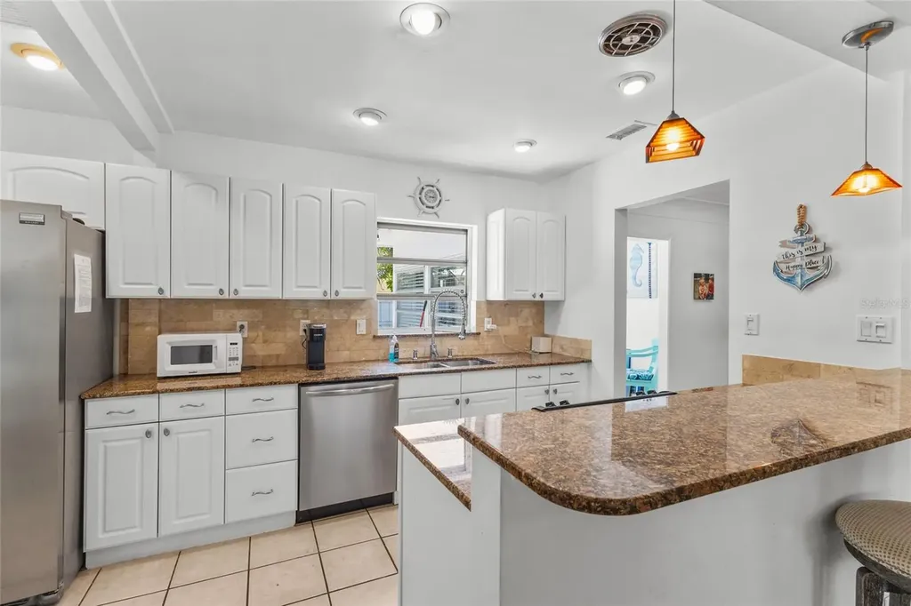 2082 Orchid Street Sarasota FL 34239
