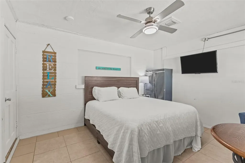 2082 Orchid Street Sarasota FL 34239