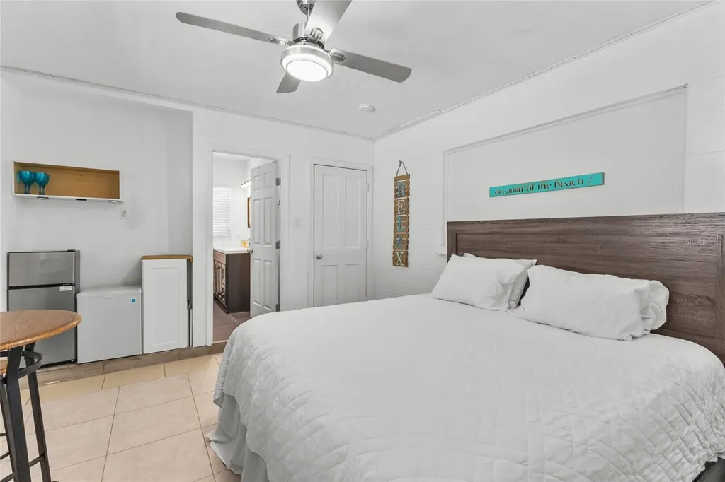 2082 Orchid Street Sarasota FL 34239