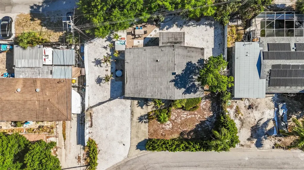 2082 Orchid Street Sarasota FL 34239