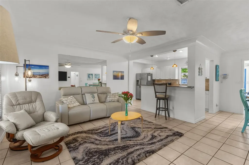 2082 Orchid Street Sarasota FL 34239