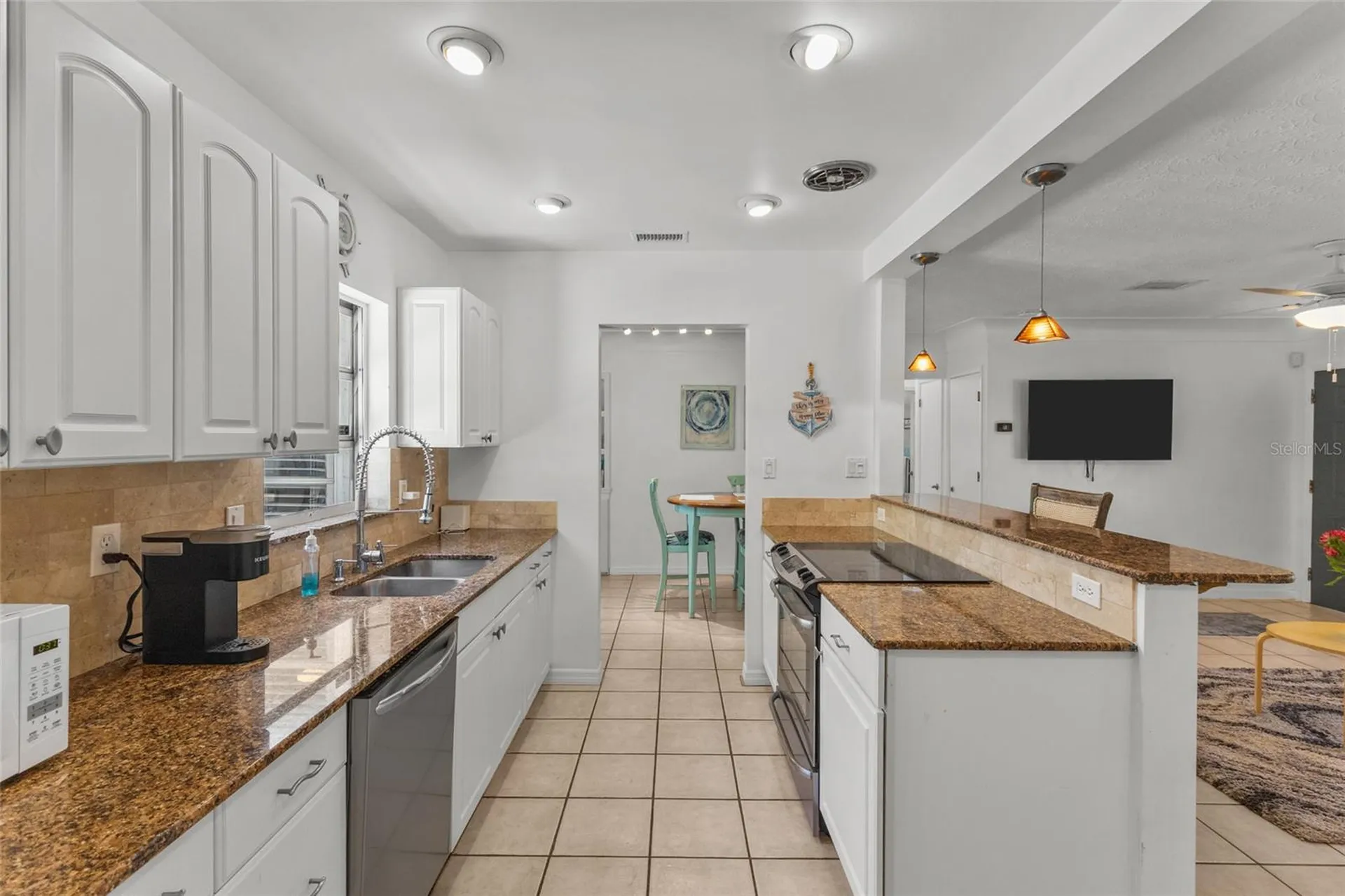2082 Orchid Street Sarasota FL 34239