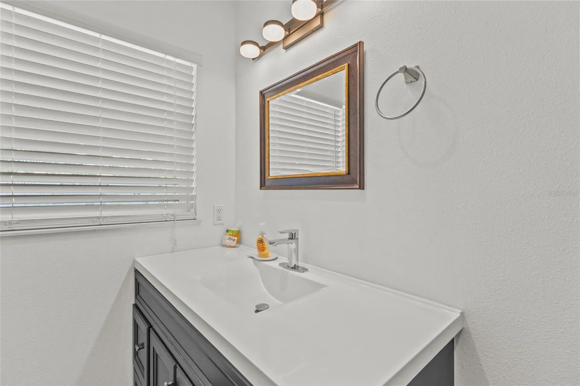 2082 Orchid Street Sarasota FL 34239