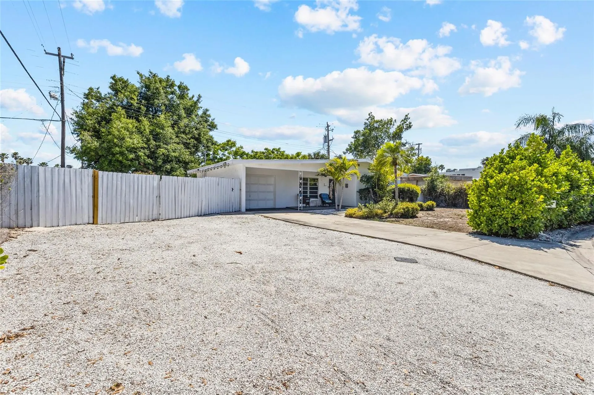 2082 Orchid Street Sarasota FL 34239