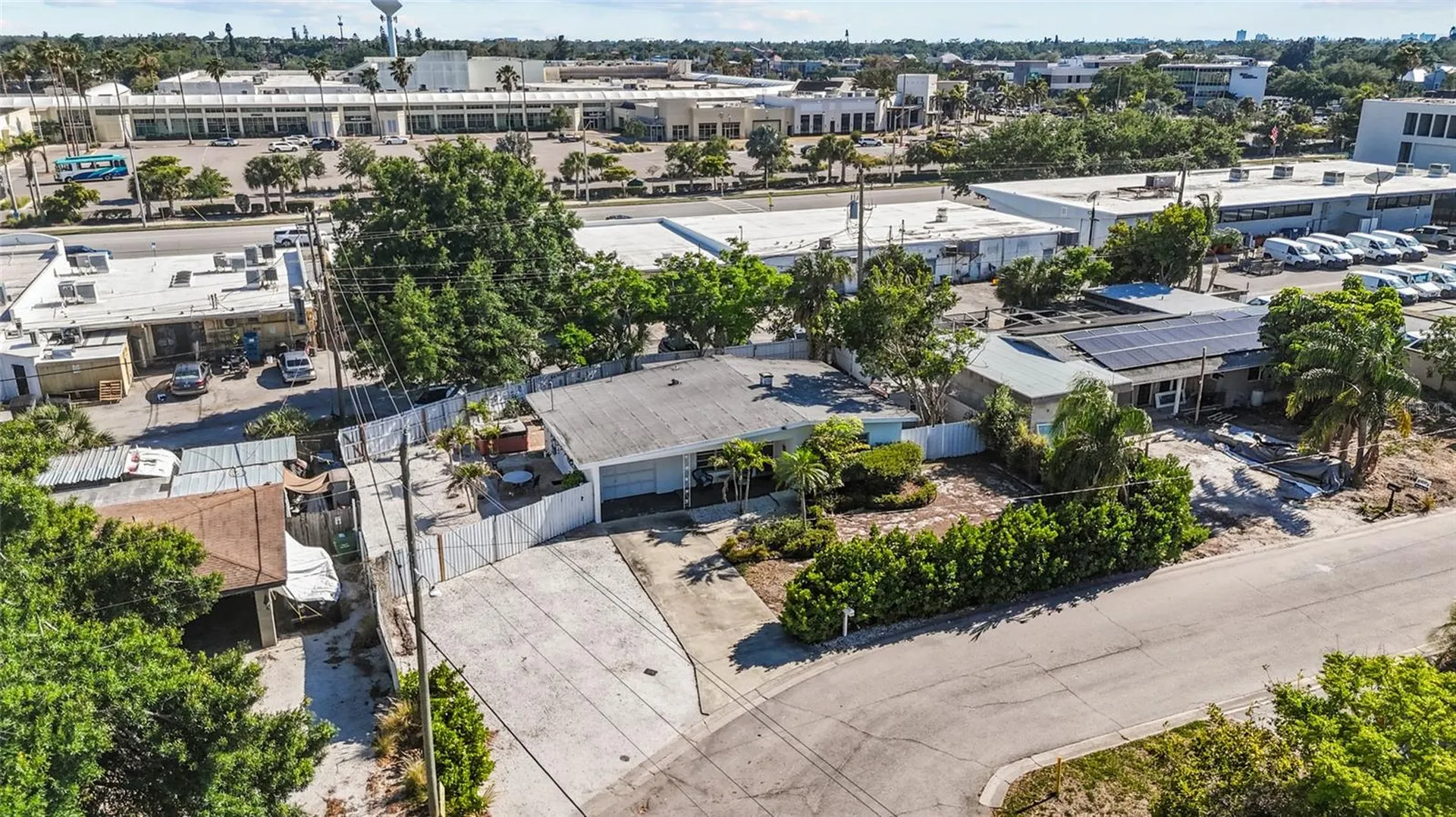 2082 Orchid Street Sarasota FL 34239