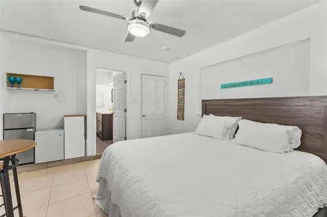 2082 Orchid Street Sarasota FL 34239