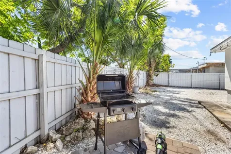 2082 Orchid Street Sarasota FL 34239