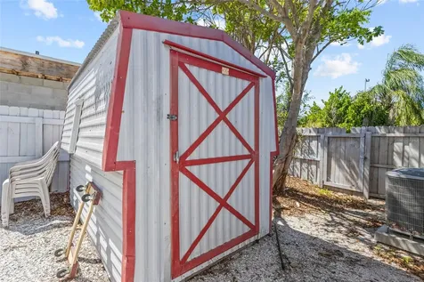 2082 Orchid Street Sarasota FL 34239
