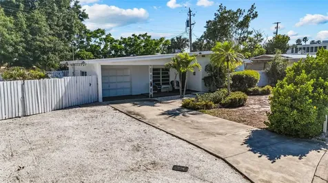 2082 Orchid Street Sarasota FL 34239