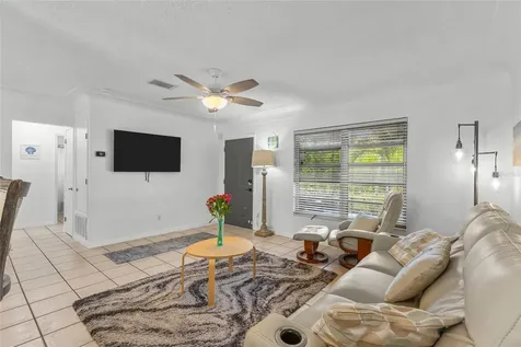 2082 Orchid Street Sarasota FL 34239