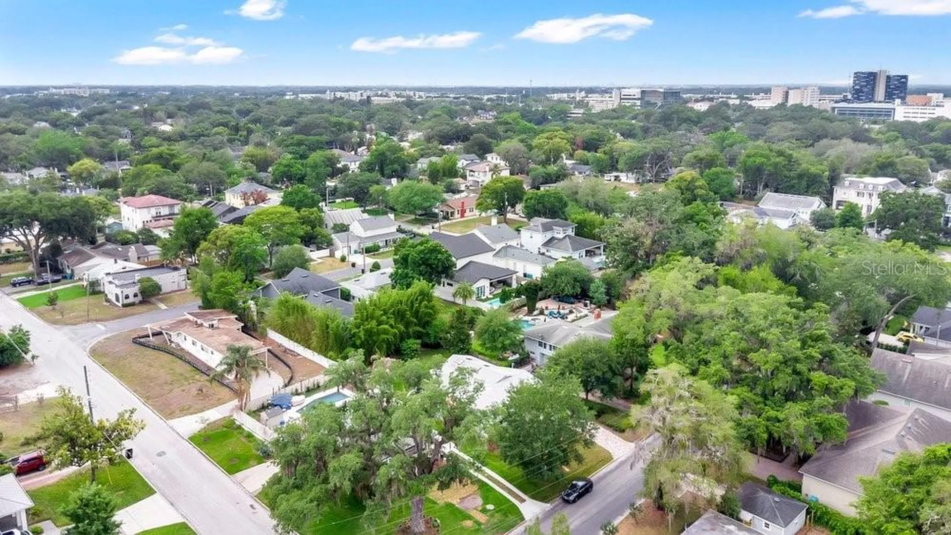 514 Baker Street Orlando FL 32806