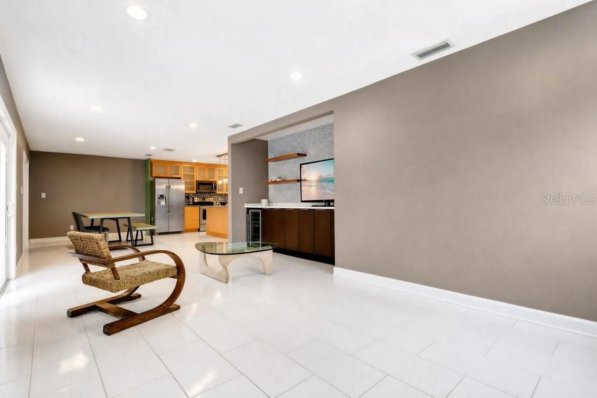 514 Baker Street Orlando FL 32806