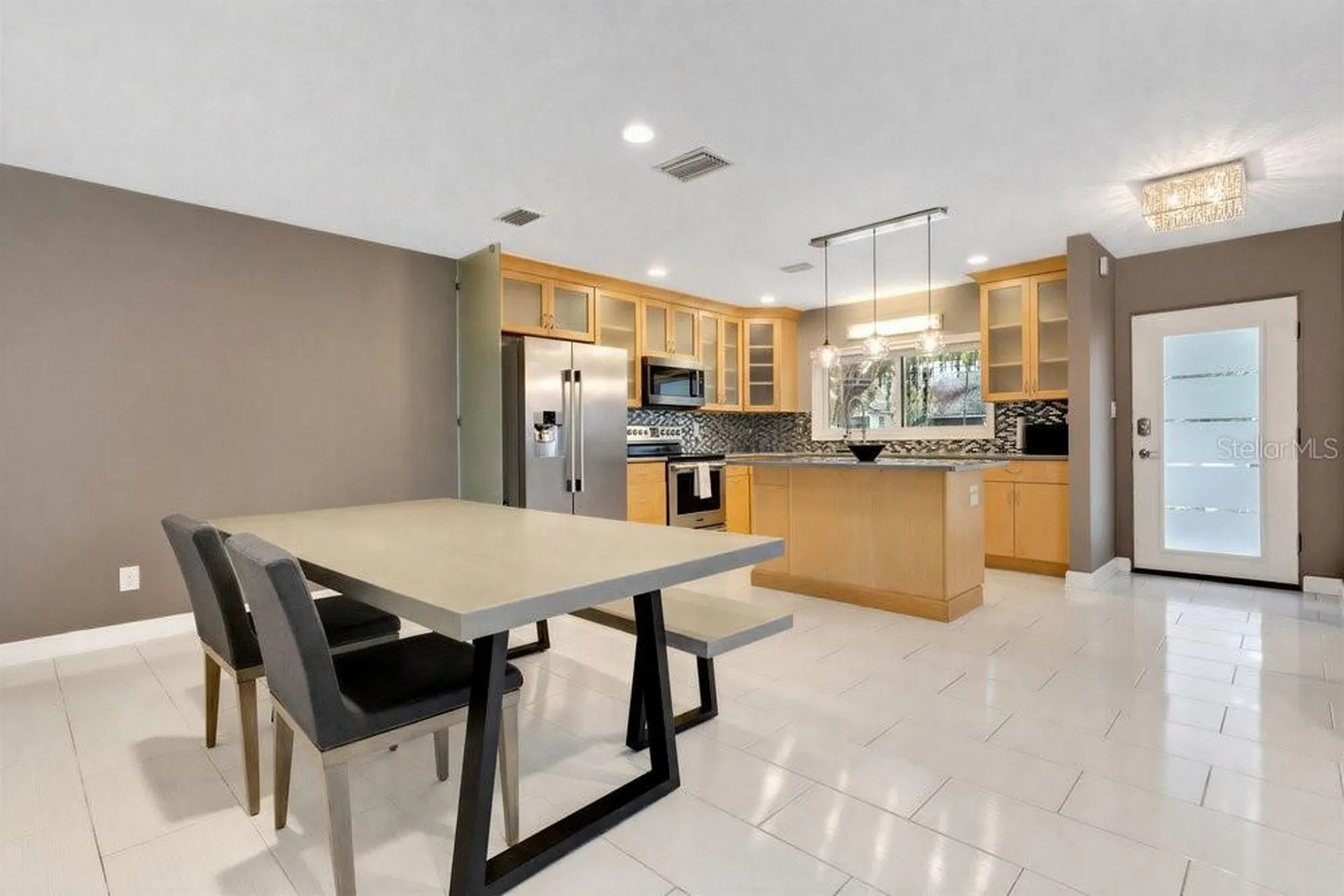 514 Baker Street Orlando FL 32806