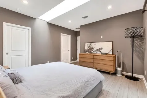 514 Baker Street Orlando FL 32806