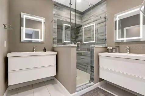 514 Baker Street Orlando FL 32806