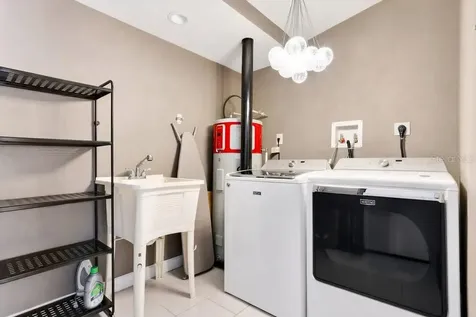514 Baker Street Orlando FL 32806