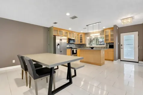 514 Baker Street Orlando FL 32806