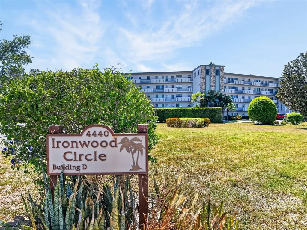 4440 Ironwood Circle Bradenton FL 34209
