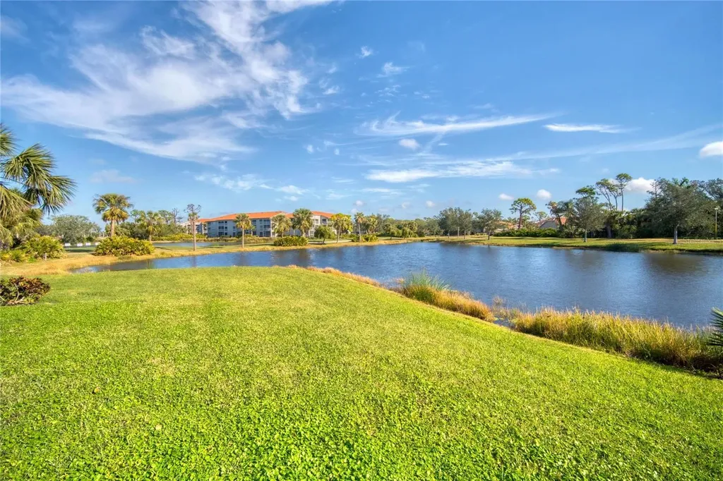 9610 Club South Circle Sarasota FL 34238