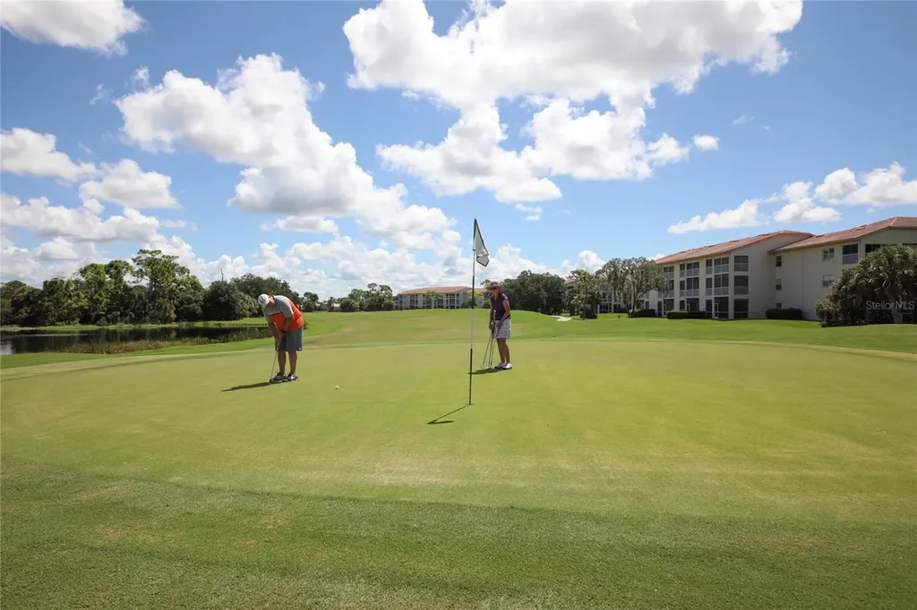 9610 Club South Circle Sarasota FL 34238