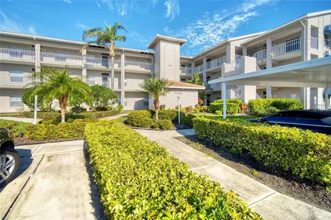 9610 Club South Circle Sarasota FL 34238