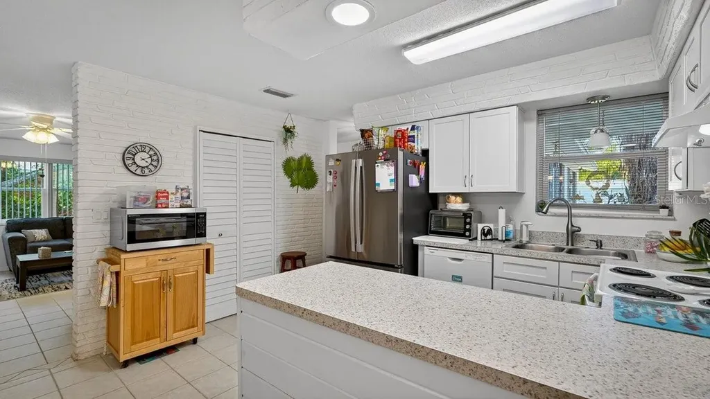 2217 Green Street South Daytona FL 32119