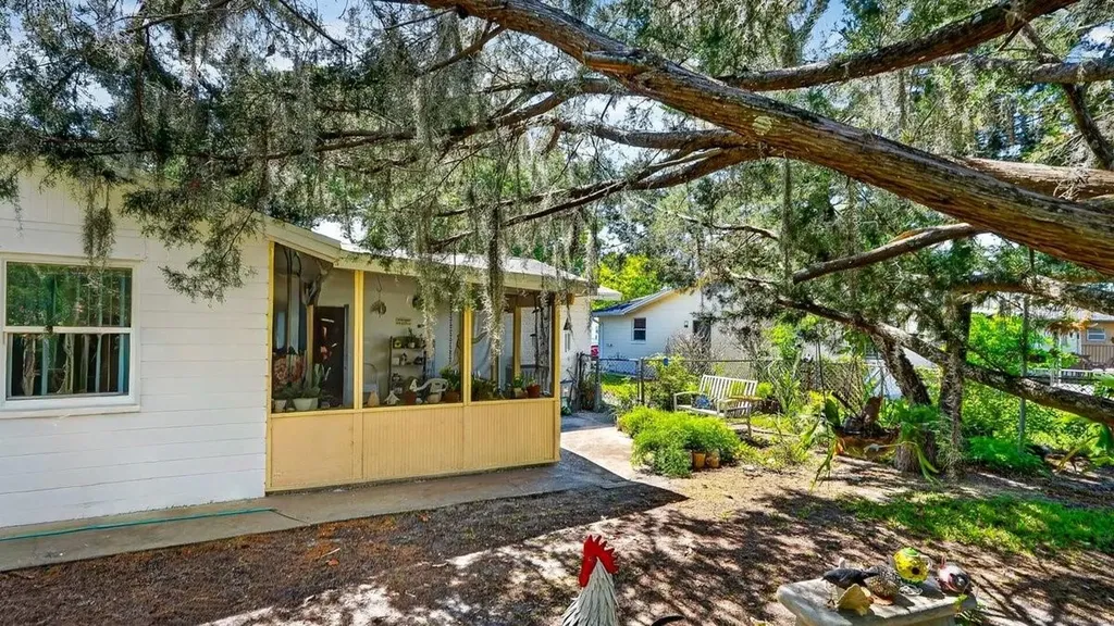 2217 Green Street South Daytona FL 32119