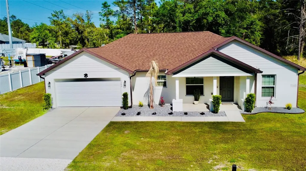 13486 English Sparrow Road Weeki Wachee FL 34614