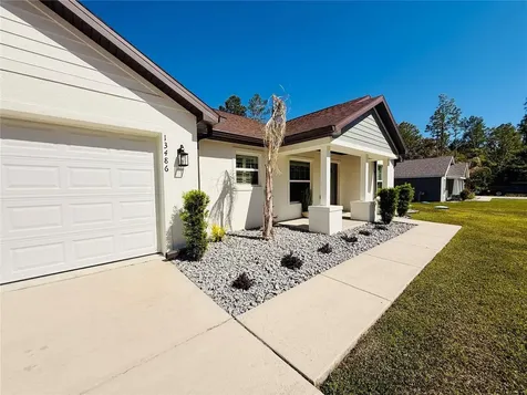 13486 English Sparrow Road Weeki Wachee FL 34614