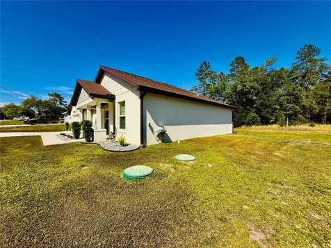13486 English Sparrow Road Weeki Wachee FL 34614