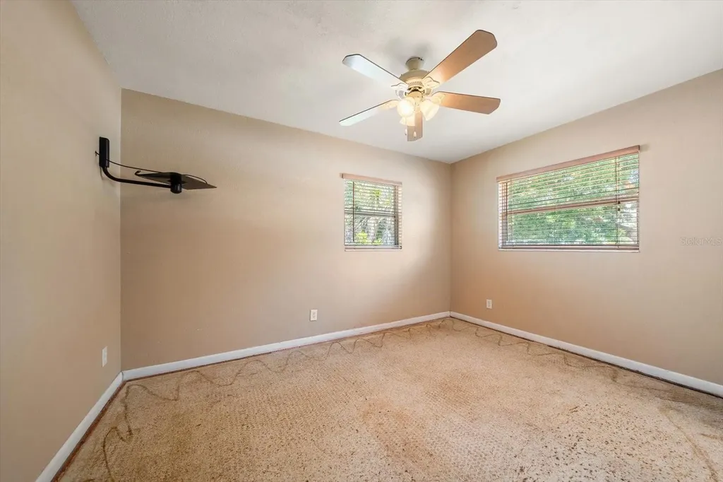 7504 91st Street Seminole FL 33777