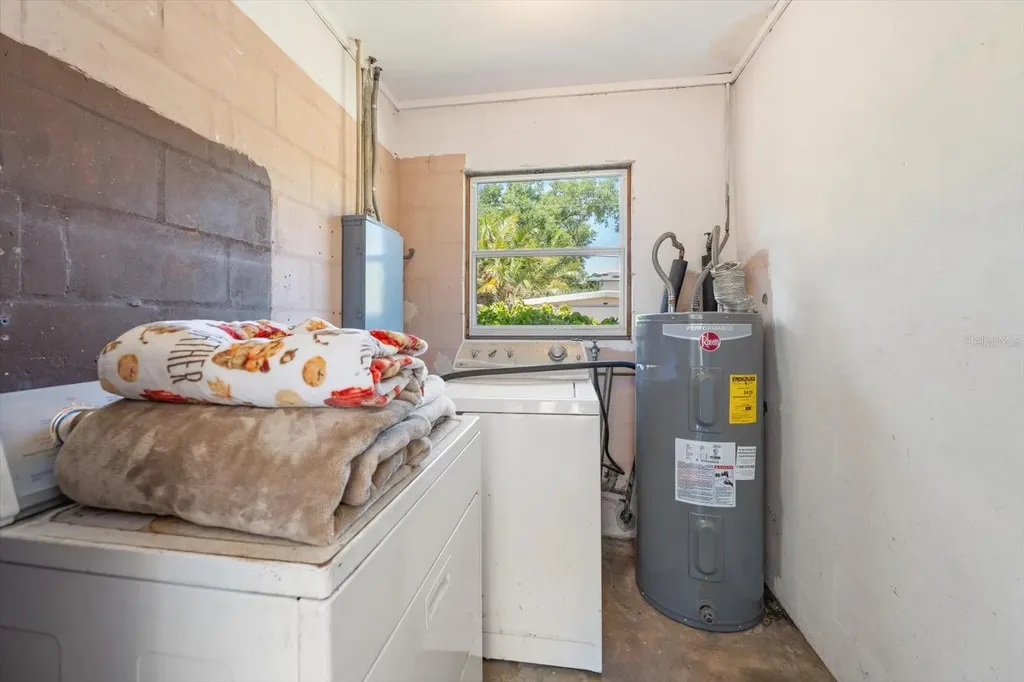 7504 91st Street Seminole FL 33777