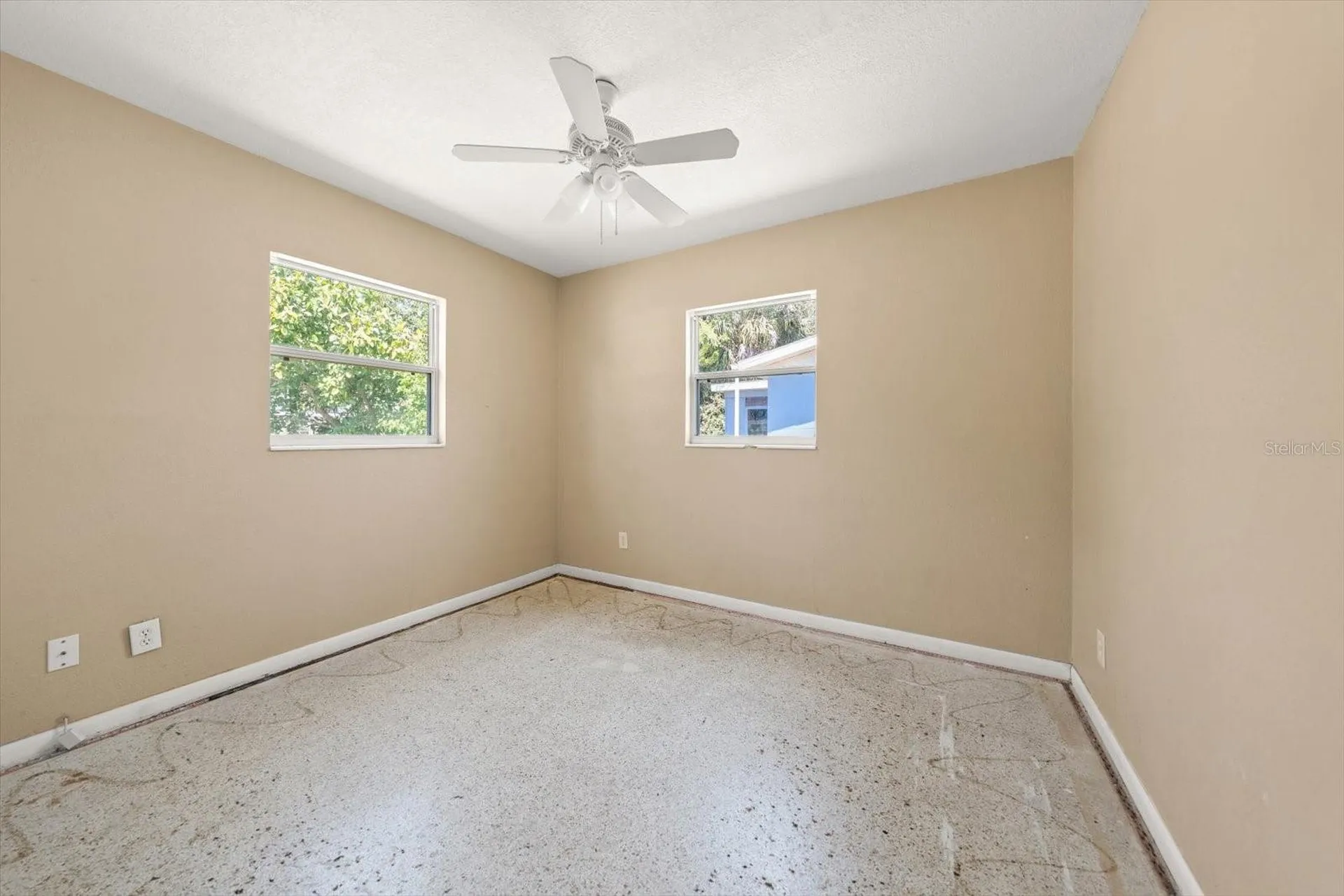 7504 91st Street Seminole FL 33777