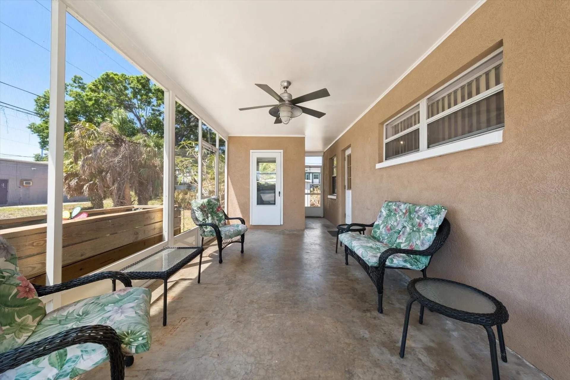 7504 91st Street Seminole FL 33777
