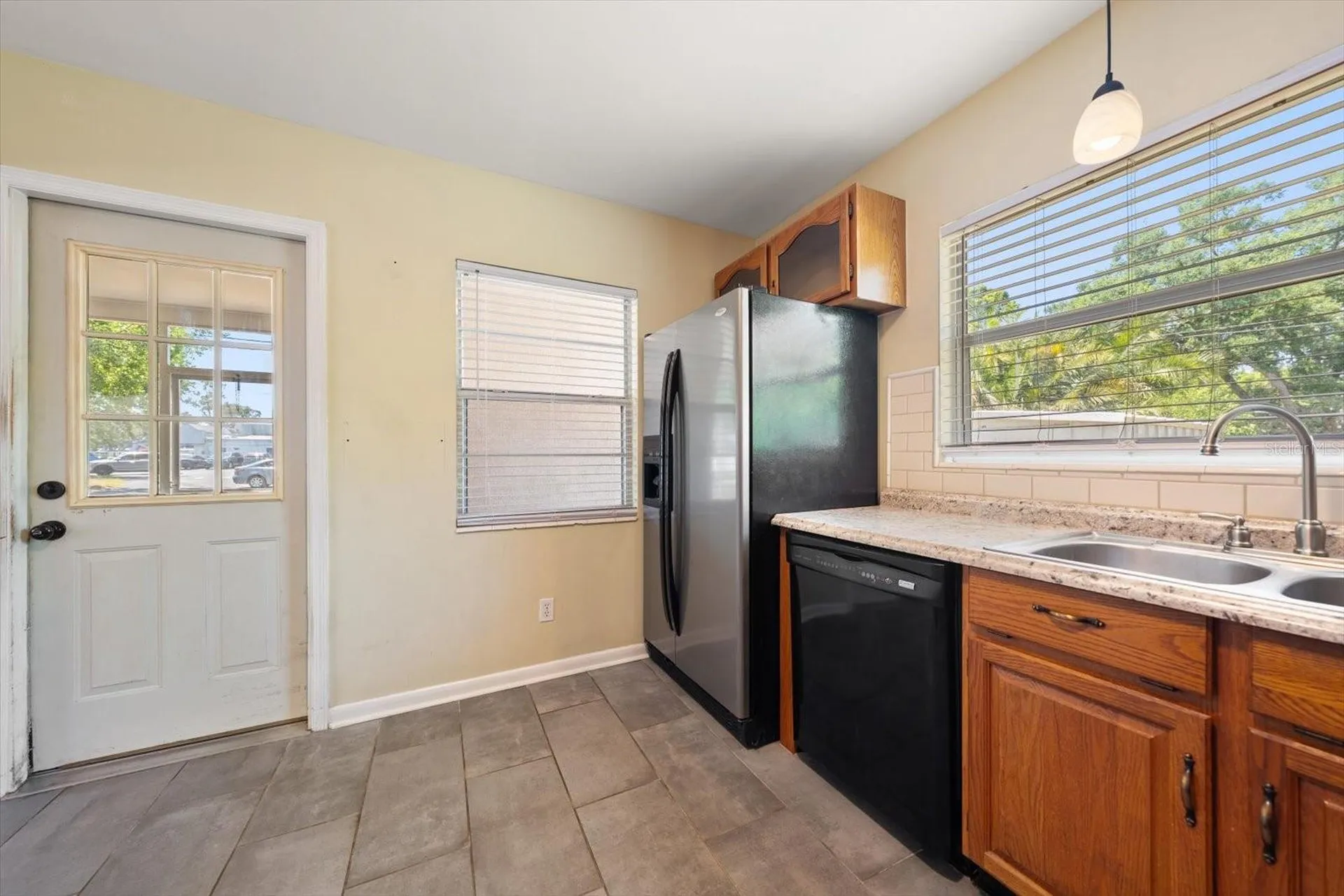 7504 91st Street Seminole FL 33777
