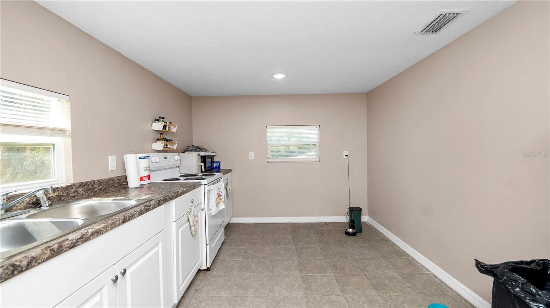 1128 Stella Avenue N Lakeland FL 33805