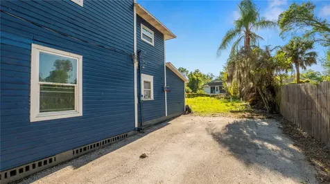 1128 Stella Avenue N Lakeland FL 33805
