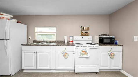 1128 Stella Avenue N Lakeland FL 33805
