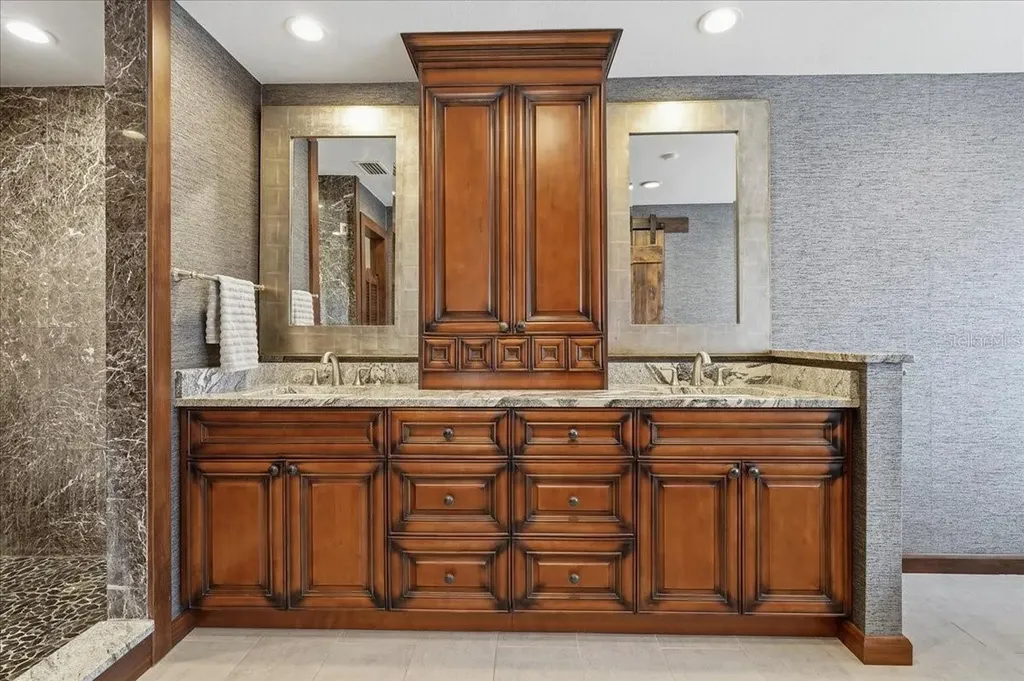 325 Sheffield Circle W Palm Harbor FL 34683