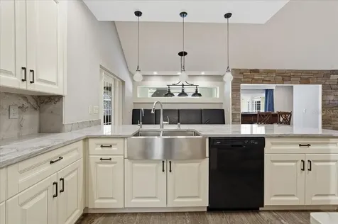 325 Sheffield Circle W Palm Harbor FL 34683